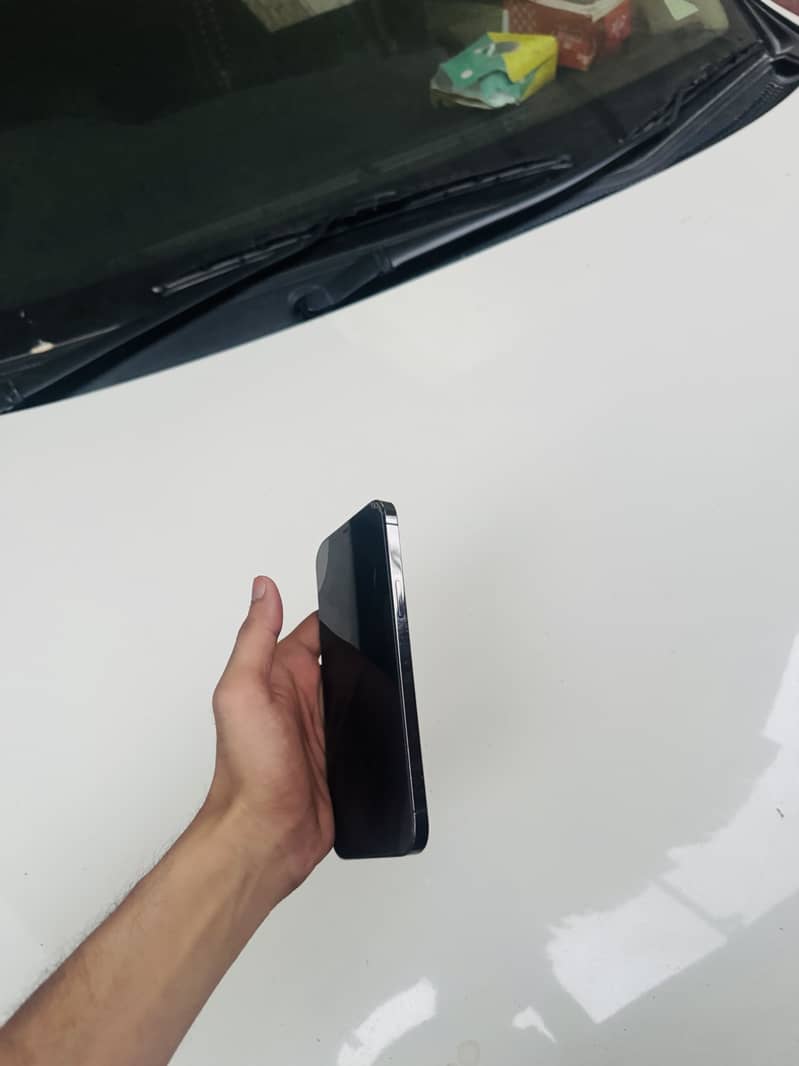 Iphone 12 pro max sim working 4