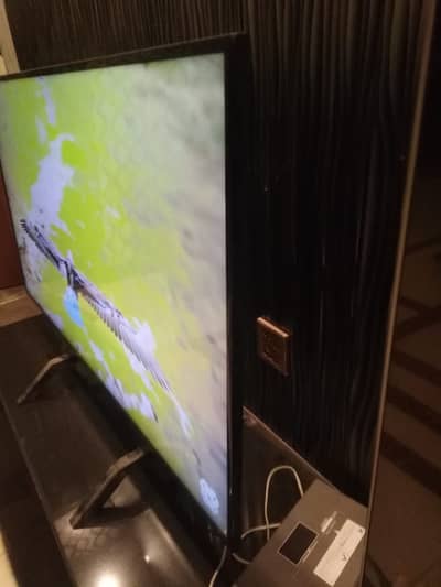 Original 49 Inch Samsung Smart LED TV available for sale