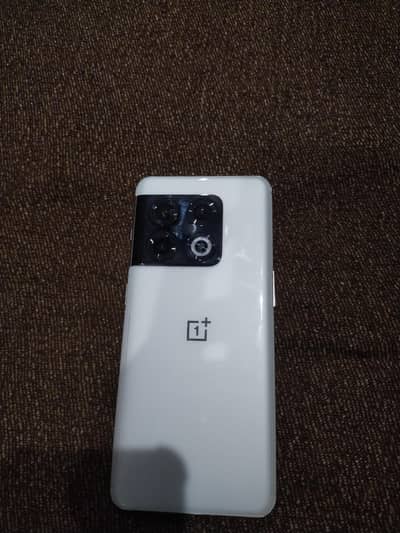 One Plus 10 Pro