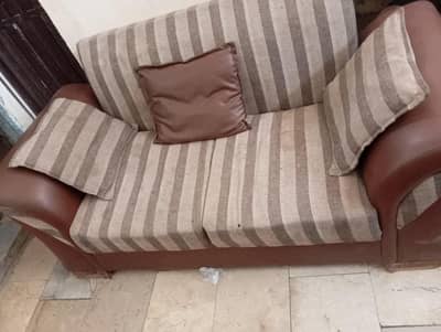 selling 5 seiter sofas