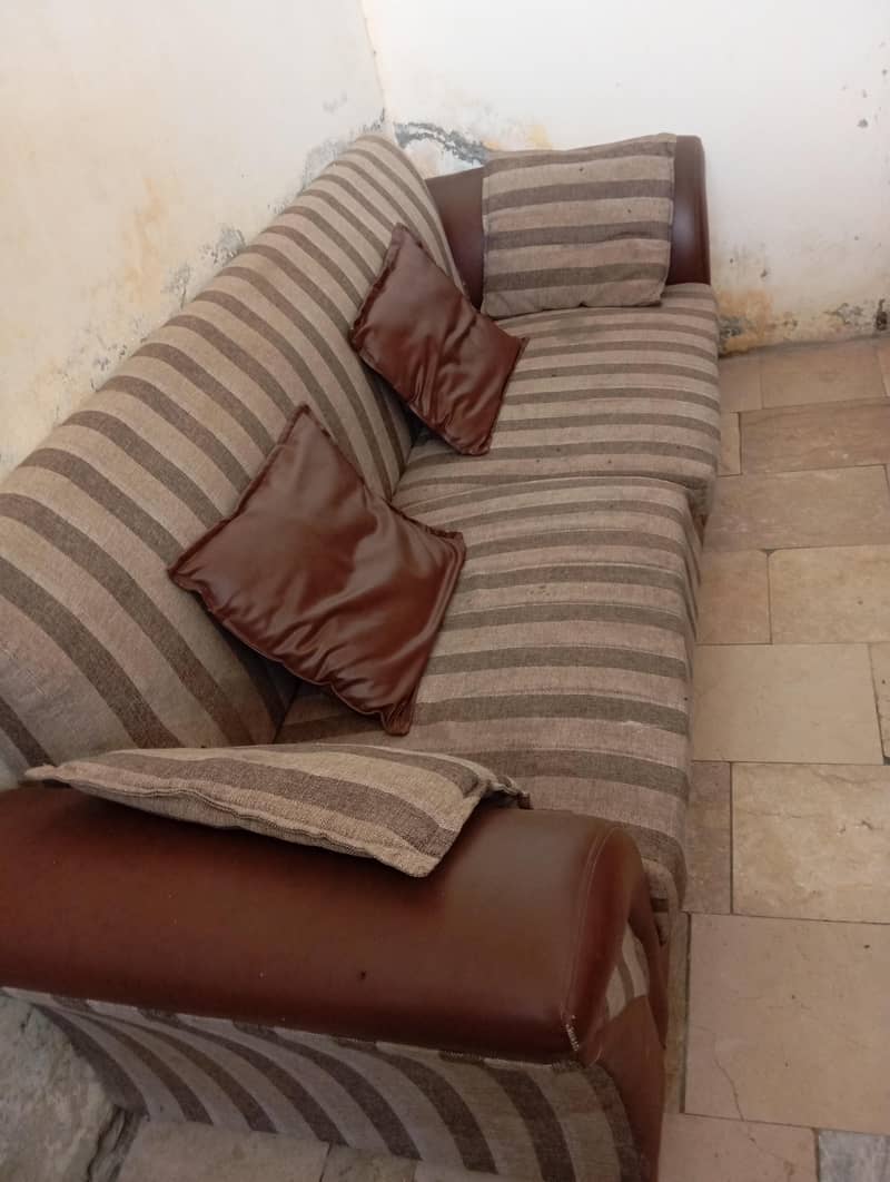 selling 5 seiter sofas 2