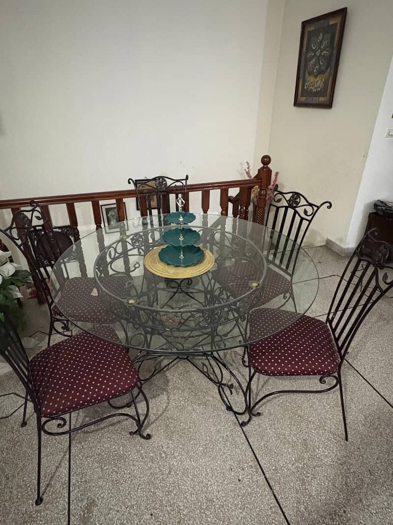 dining table with chairs 0