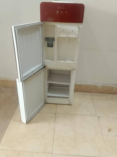 Water Dispenser