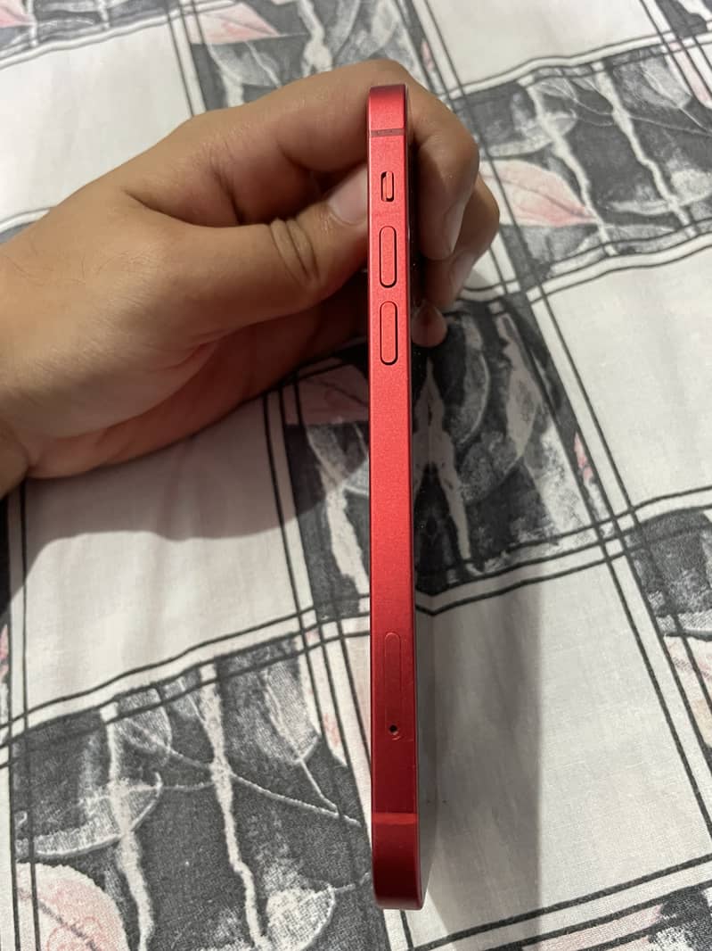Apple iPhone 12 3