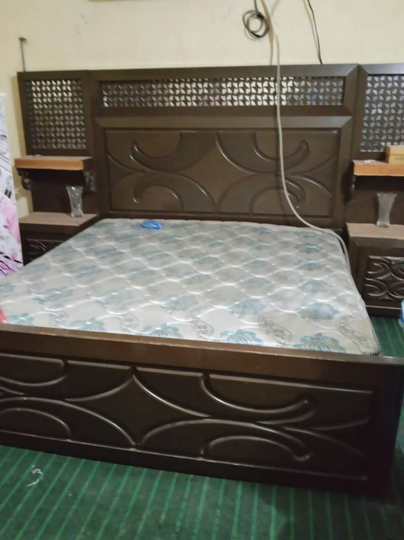 bedroom set 0