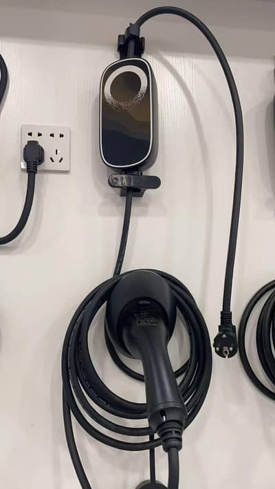 3.5kW Portable EV Car Charger – Brand New