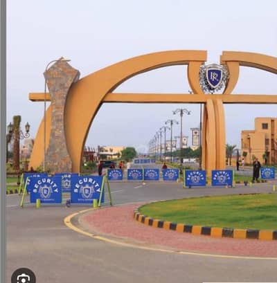 4 Marla plot in Royal residencia ( Bank loan can be done)
