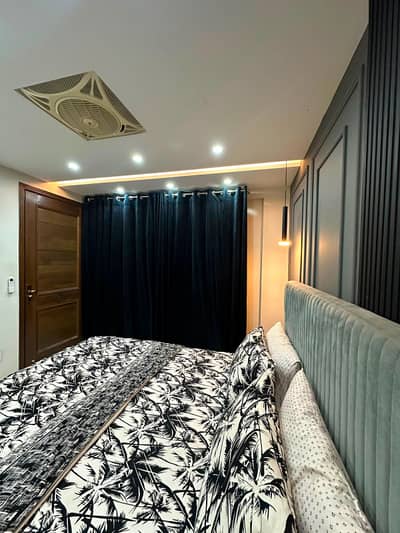 1 BHK Apartment Bahria Town Lahore Per Day Rent