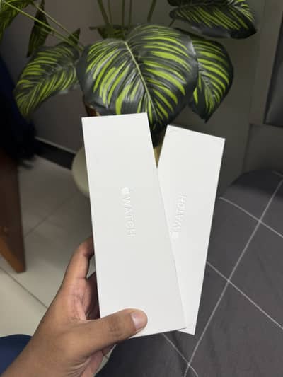 Apple Wacth Series 11 ~ 42mm / 46 Mm Box packed