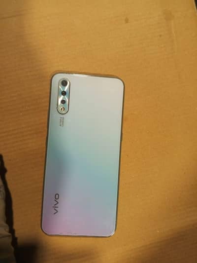 Vivo S1