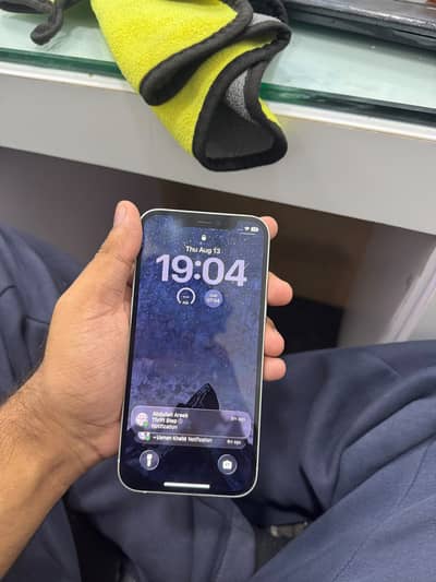 Apple iPhone 12