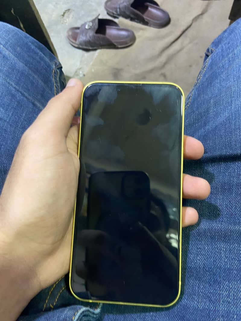 Apple iPhone 14 3