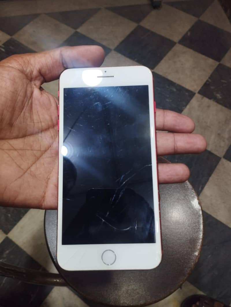 Apple iPhone 7 Plus 0