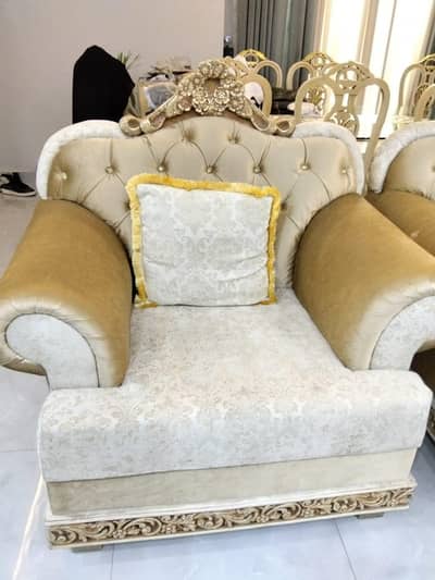 Luxury Sofa Set For Sale