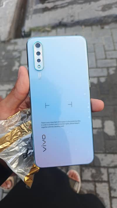 Vivo S1