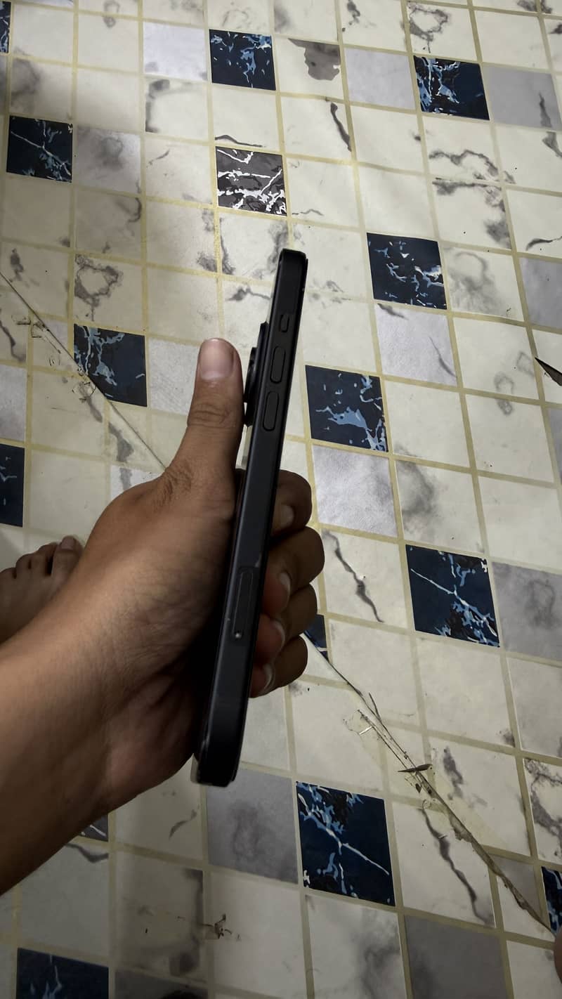 Iphone 15 4