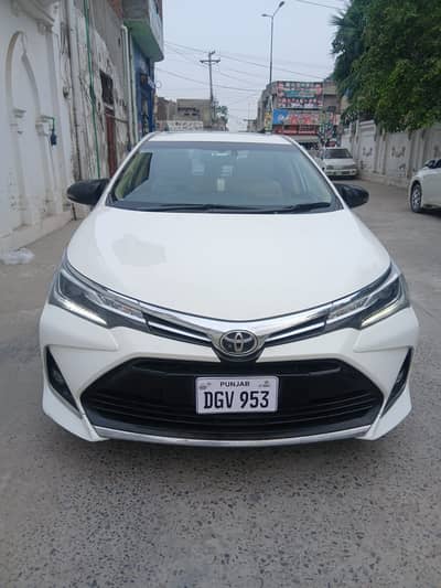 Toyota Corolla Altis Grande X CVT-i 1.8 Beige Interior 2021