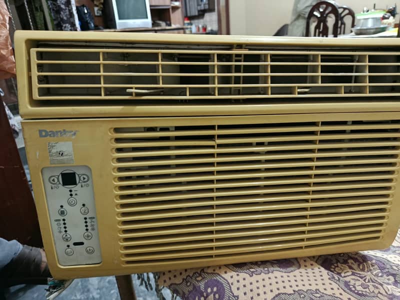 Window AC 0