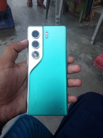 Tecno CAMON 40 Pro