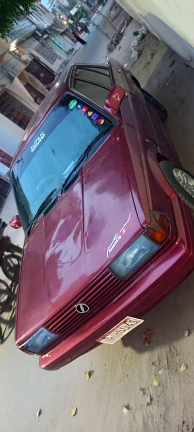 Nissan sunny