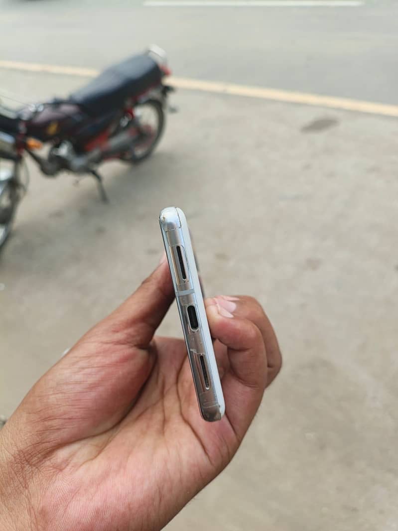 Google pixel 7pro 5