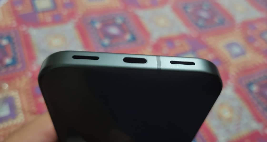 Google Pixel 10 5