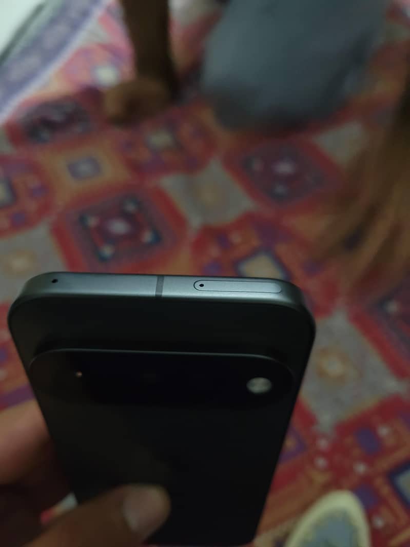 Google Pixel 10 6