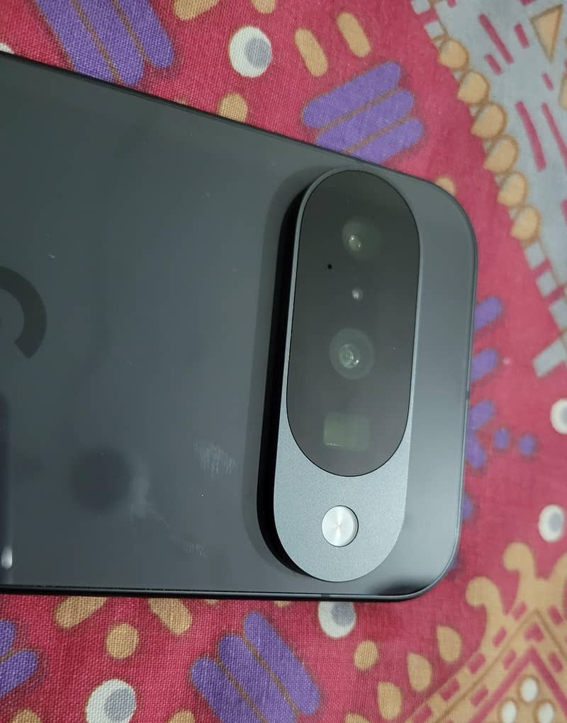 Google Pixel 10 8