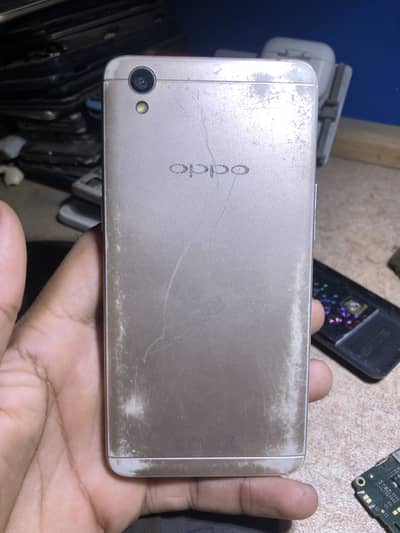 OPPO A37