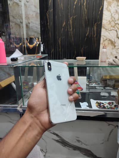 Apple iPhone X bypass 64gb BATTERY HEALTH 100