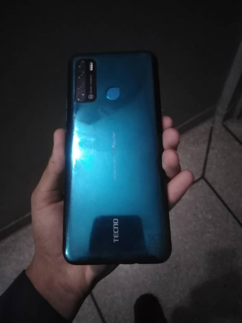 Tecno Spark 4 0