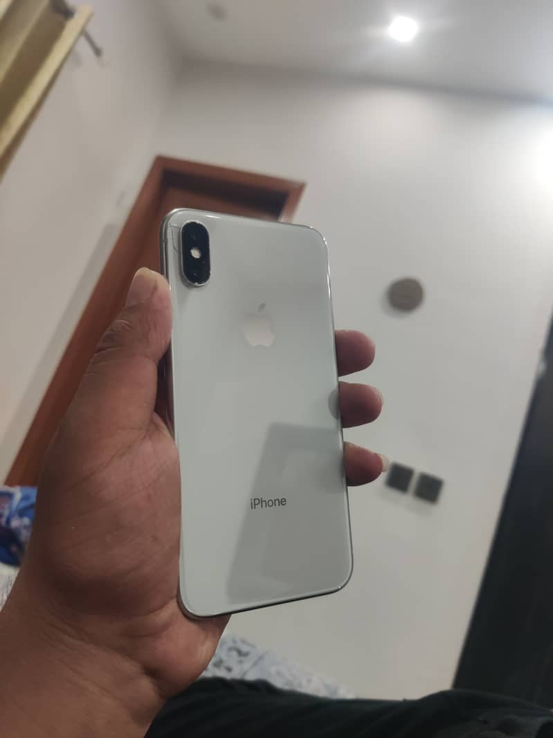 Apple iPhone X 6