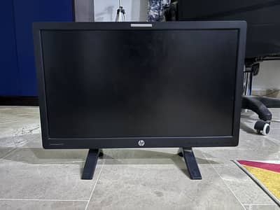 HP Monitor 10/10 Condition like new all ok great quality!