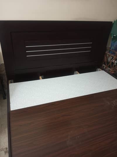 wooden Bed without matress