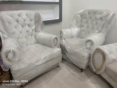 Bedroom 2 sofa chairs 03198898344