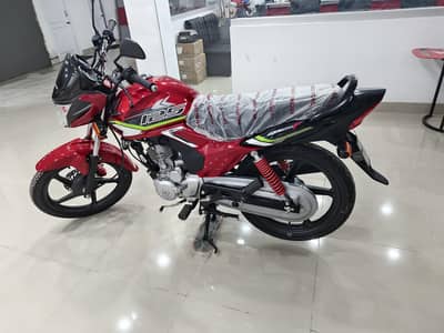Honda CB125 F