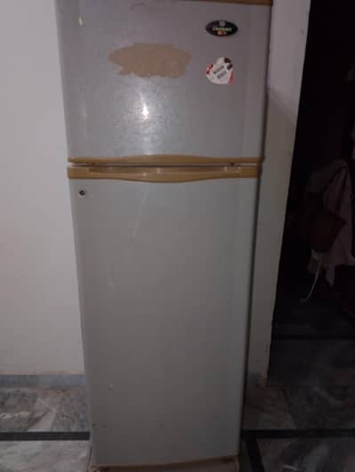 Refrigerator For Sale