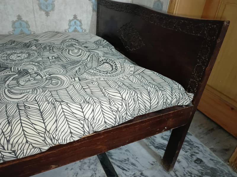 Single beds 3