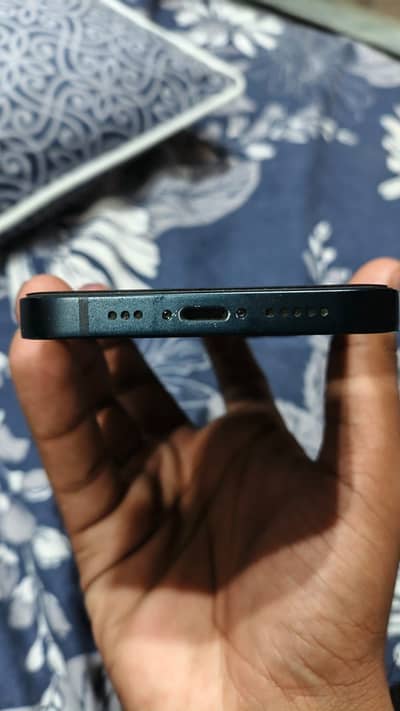 Apple iPhone 14
