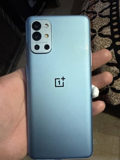 One Plus 9R