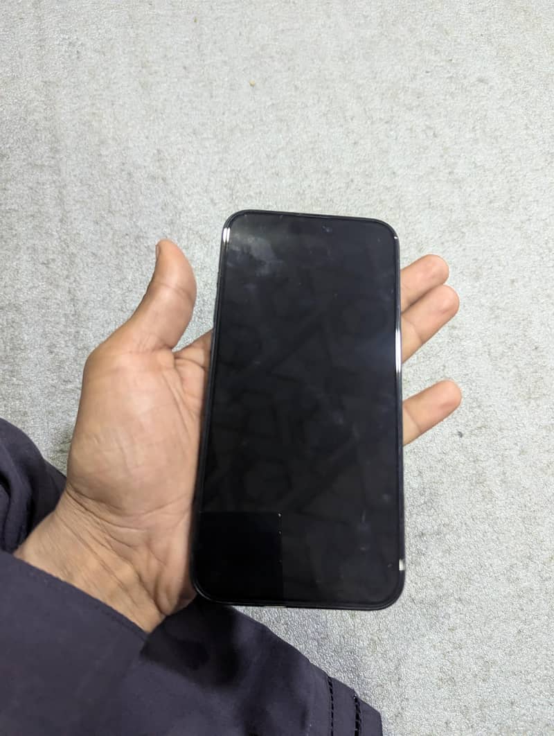 Apple iPhone 16 Plus 5