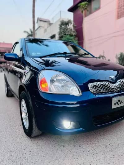 Toyota Vitz 2003