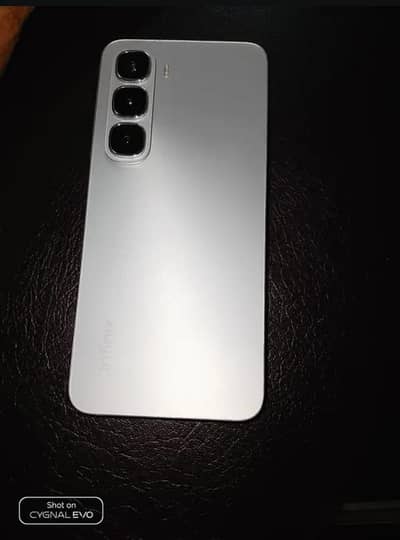 Infinix Hot 60 i