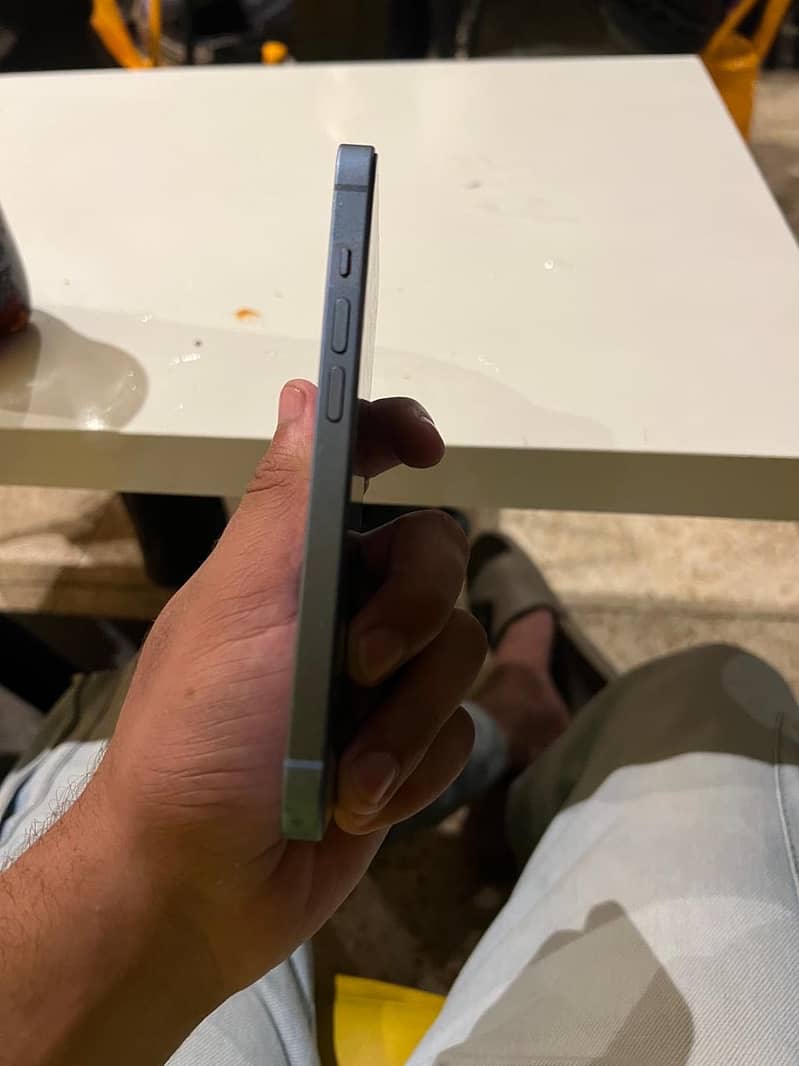 Apple iPhone 14 1