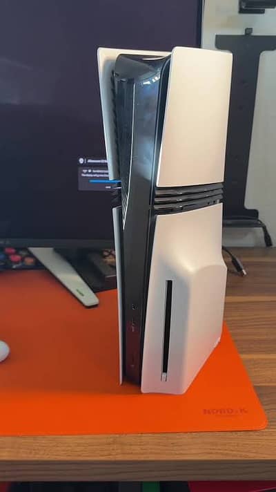 Sony Playstation PS 5 PRO 2TB , Disk Edition, 5DVD Game
