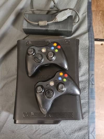 Xbox360 34 game install 250gb 2 what is controller