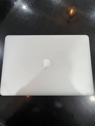 MacBook Air 2017 | 8GB RAM | 128GB SSD | 30 Days Warranty