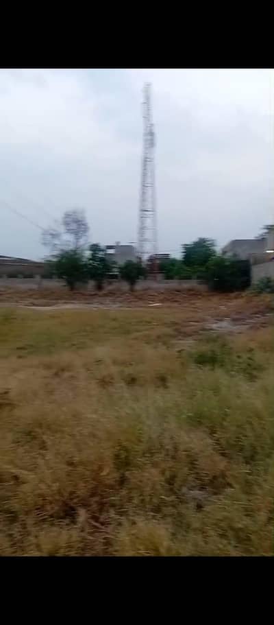 2 Kanal plot for sale in tech town ,satiana road , Faisalabad