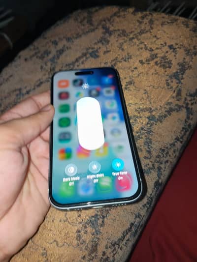 Apple iPhone 15