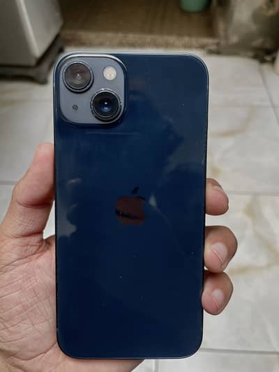 Apple iPhone 13